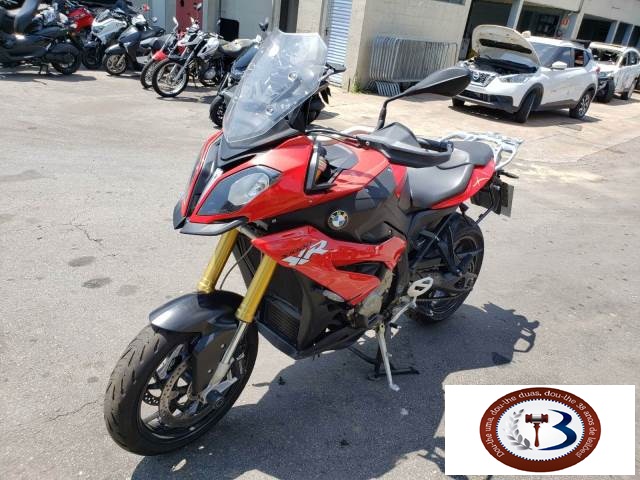 LOTE 004 BMW S 1000 XR