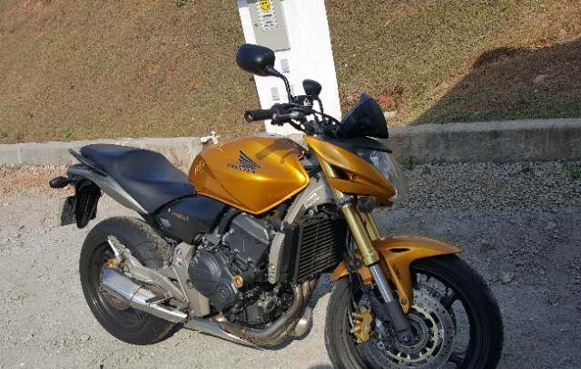 LOTE 001 HONDA CB 600 F HORNET  2009
