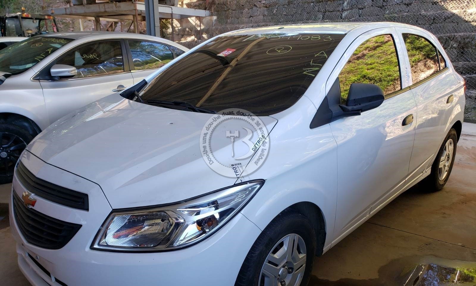 LOTE 007 CHEVROLET ONIX JOY 1.0 ECO 2017
