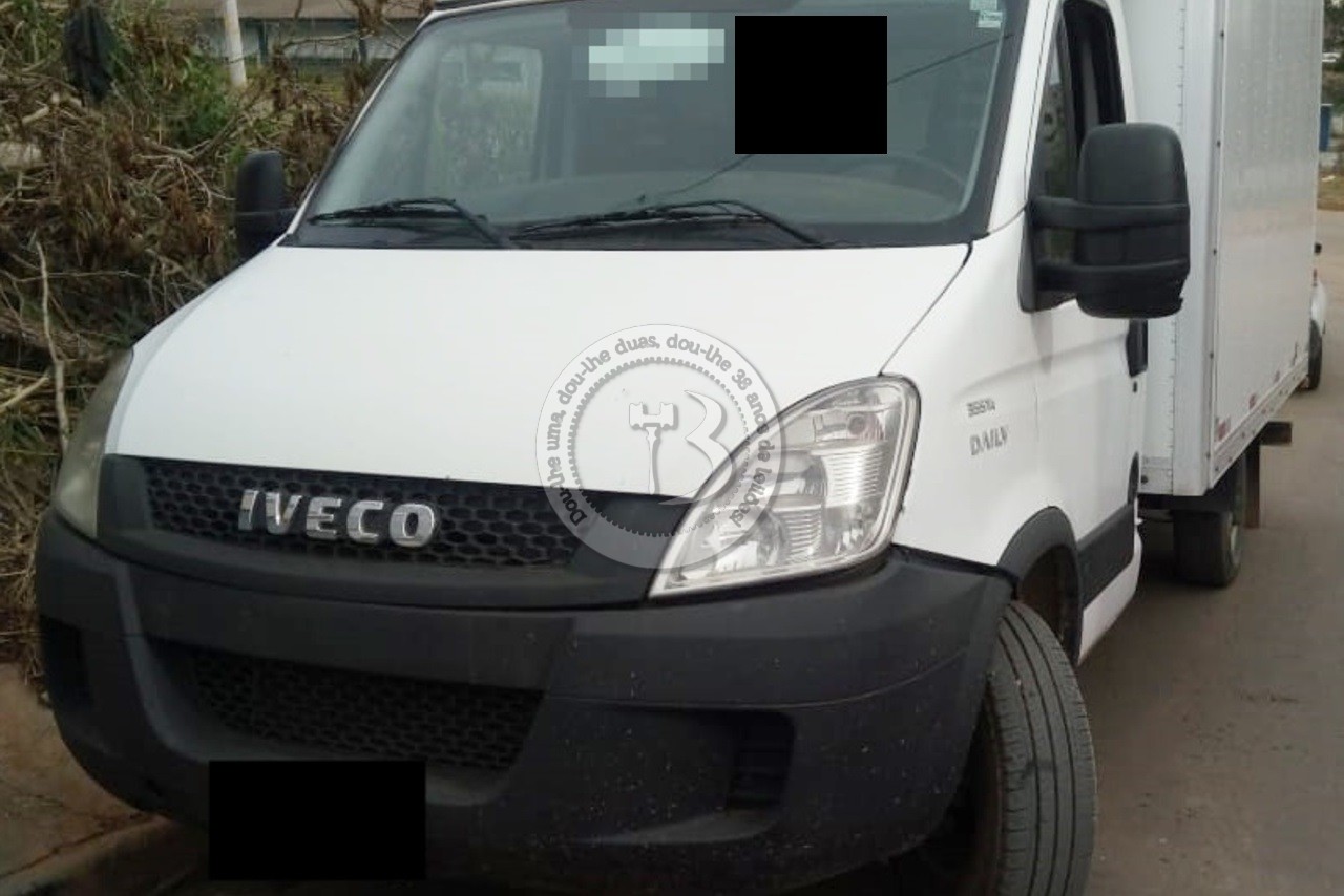 LOTE 019 IVECO  DAILY  Chassi 35s14 2014