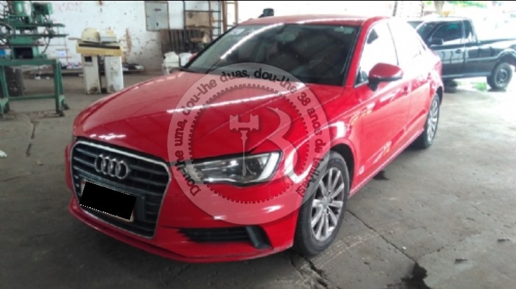 LOTE 001 AUDI A3 2015 FLEX