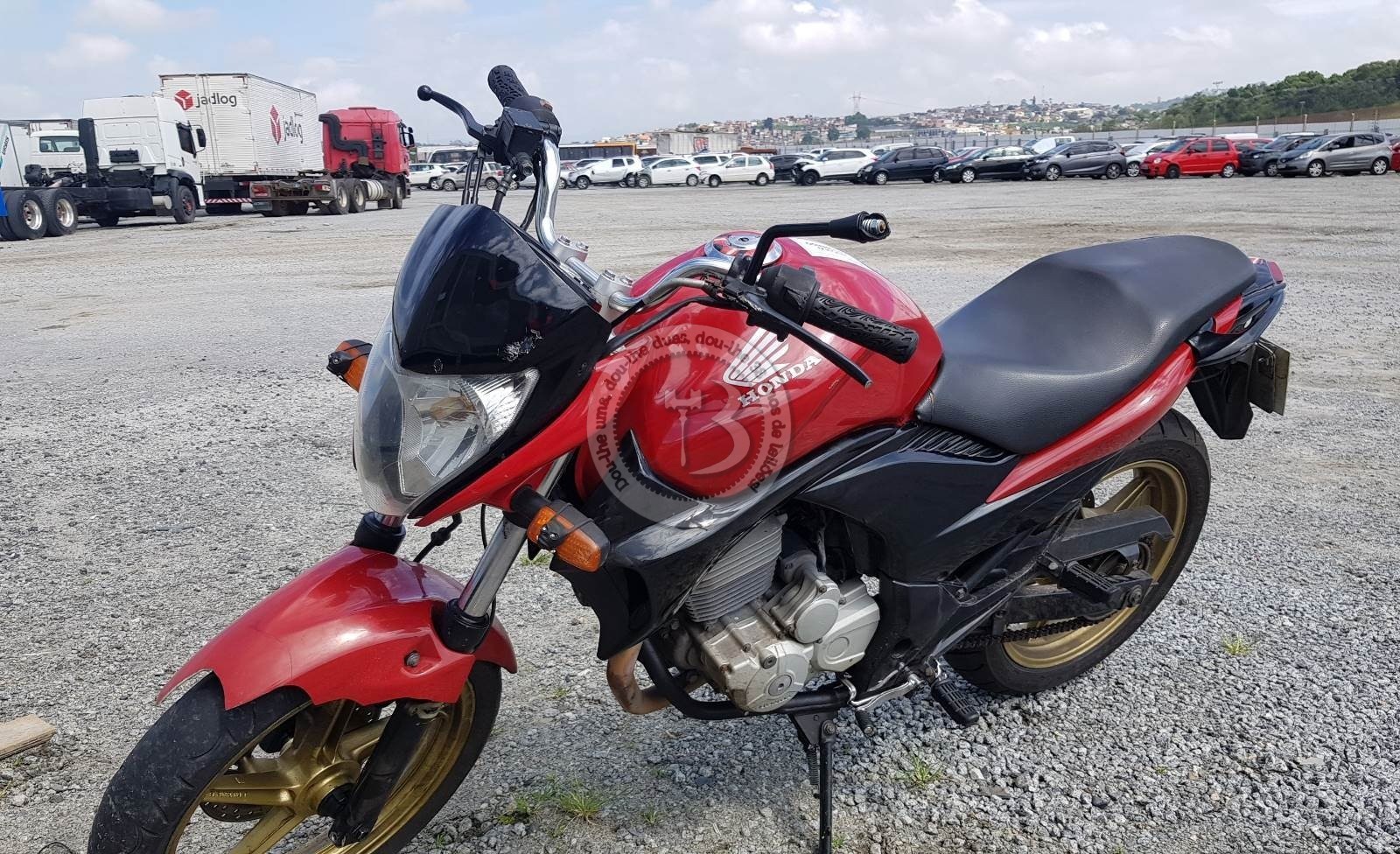 LOTE 006 HONDA CB 300 2012