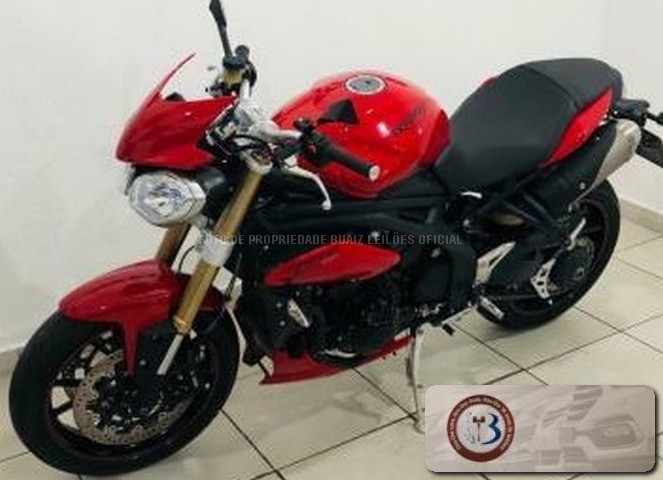 LOTE 010 TRIUMPH SPEED TRIPLE 1050 2015