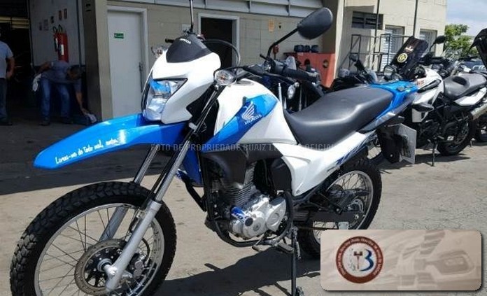 LOTE 008 HONDA NXR 160 BROS ESDD FLEXONE 2017