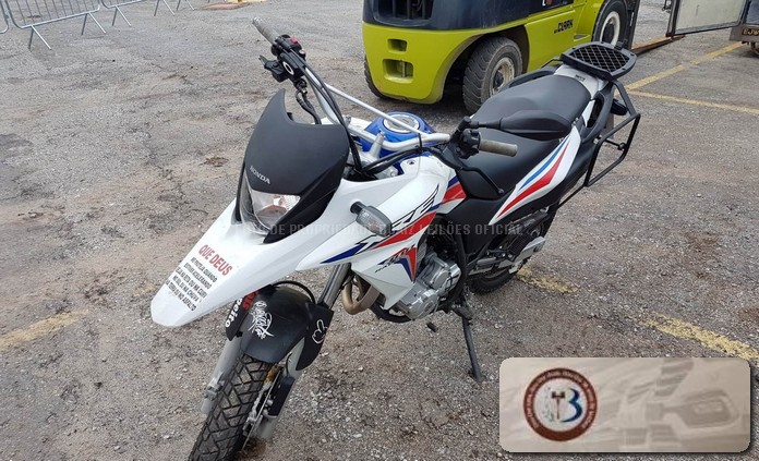 LOTE 016 HONDA XRE 300 ABS 2018