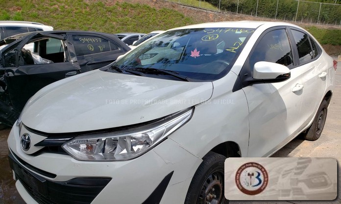 LOTE 043 TOYOTA YARIS SEDA XS CVT 1.5 16V DUAL VVT-I 2019