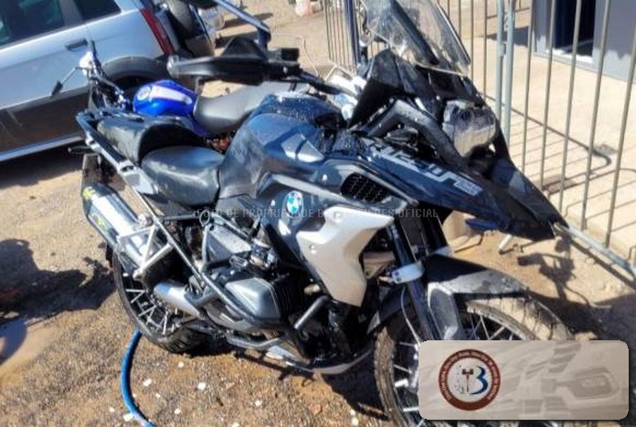 LOTE 002 BMW R1250 GS 2022