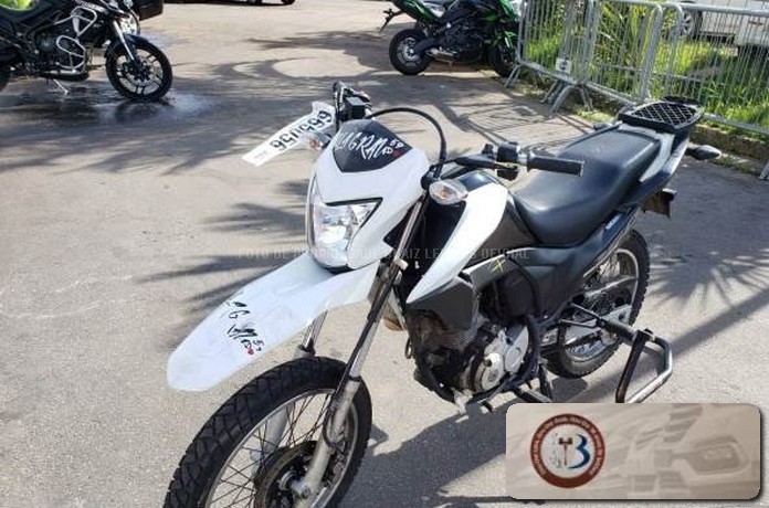 LOTE 013 HONDA NXR 160 BROS ESDD FLEXONE 2016