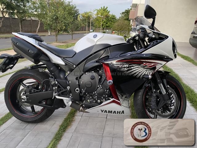 Yamaha yzf r1 2013