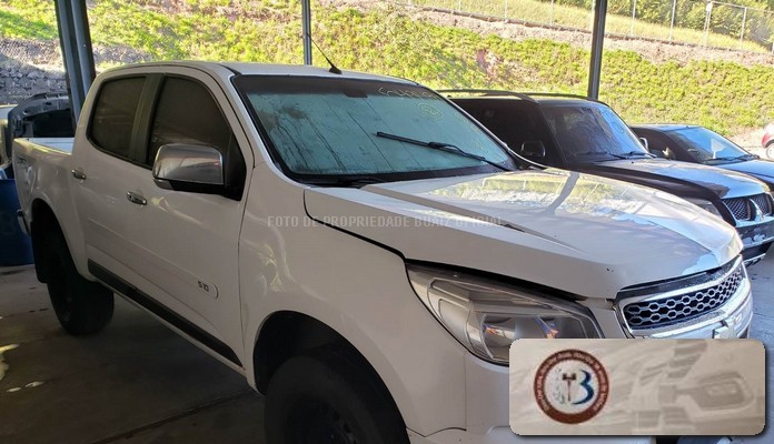 LOTE 011 CHEVROLET S10 CABINE DUPLA LT AT 2.8 CTDI 2015