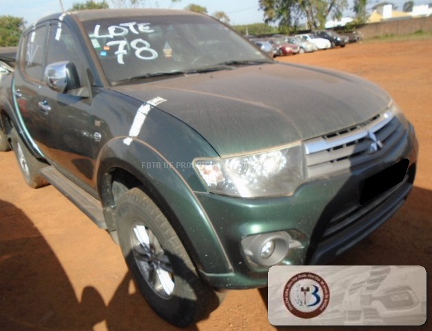 LOTE 035 MITSUBISHI L200 TRITON  3.2 HPE 4X4 CD TURBO INTERCOOLER MANUAL 2015