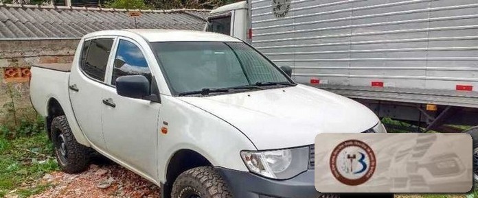 LOTE 036 MITSUBISHI L200 TRITON GL D 3.2 2016 DIESEL
