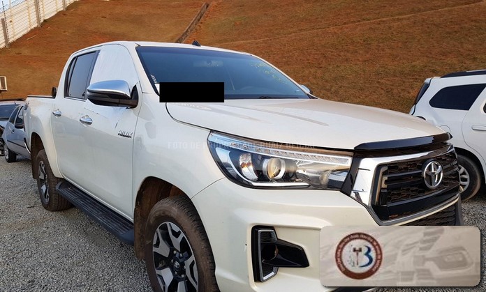 LOTE 045 TOYOTA HILUX CD 2020