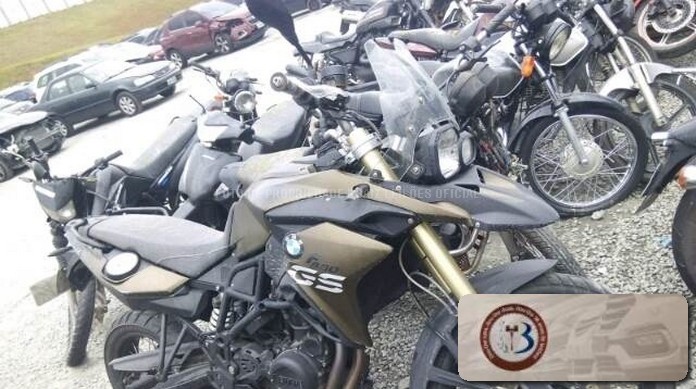LOTE 002 BMW F 800 GS 2013