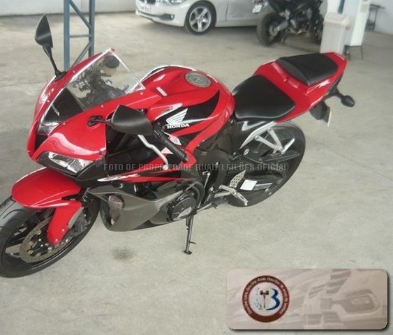 LOTE 007 CBR600 RR 2006