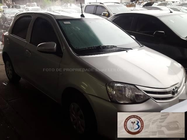 LOTE 043 TOYOTA ETIOS X 1.3 16V DUAL VVT FLEX 2017