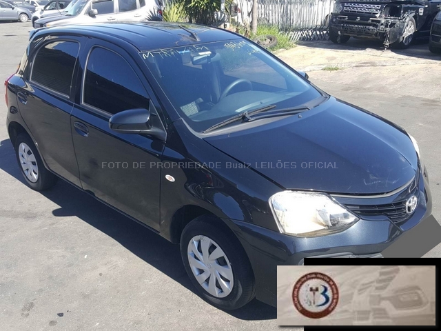LOTE 044 TOYOTA ETIOS X 1.3 16V DUAL VVT-I 2017