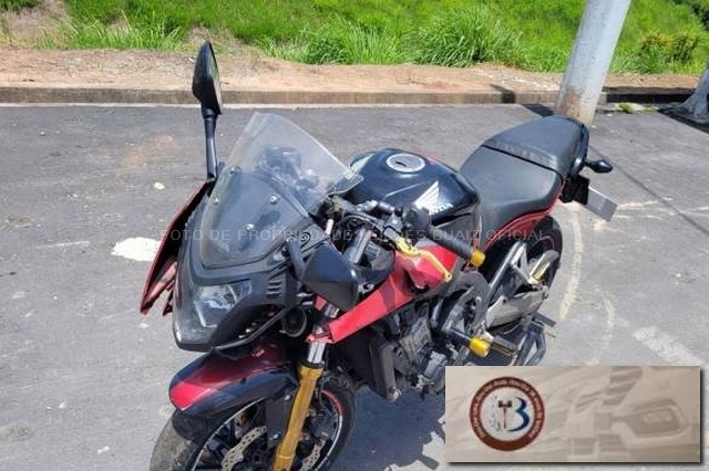 LOTE 011 HONDA CBR 650F 2017