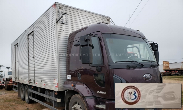 LOTE 003 FORD CARGO 2429 6.7 I6 TURBO 2014