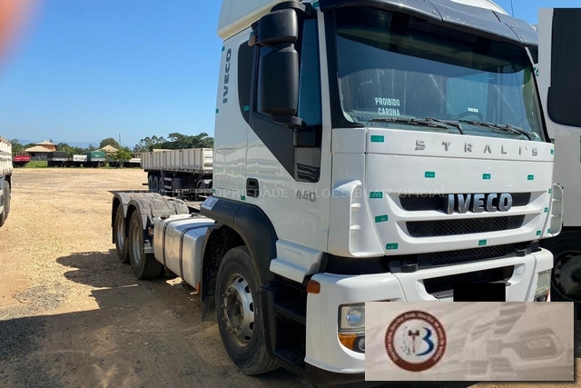 LOTE 005 Iveco Stralis 440  2013