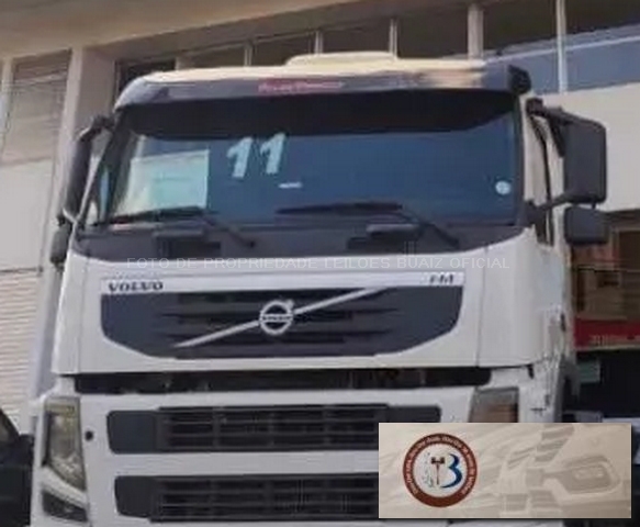LOTE 027 Volvo Fm 11 370 4X2 2011