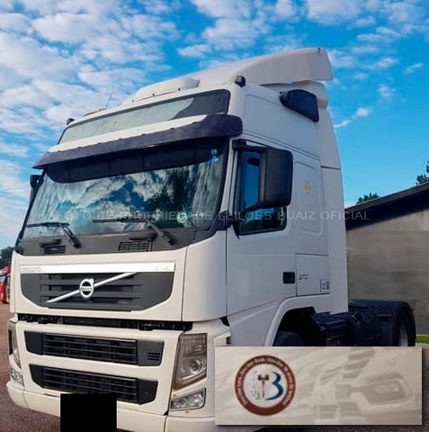 LOTE 028 VOLVO FM-370 4X2 2011
