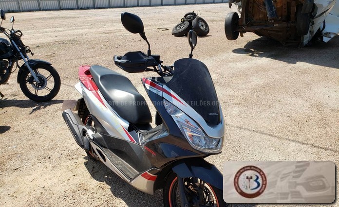 LOTE 011 HONDA PCX 150 SPORT 2018