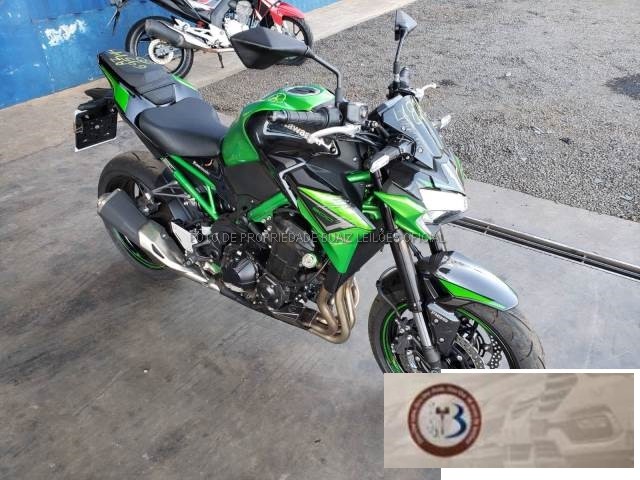 KAWASAKI Z900